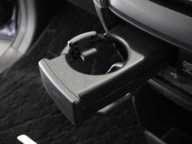 ステップワゴンスパーダ スパーダホンダセンシング 1年保証ナビ後席モニタ全周囲カメラDレコETC(53枚目)