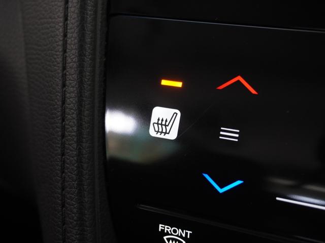 ◆シートヒーター装備◆　寒い季節にピッタリなのが、このシートヒーター！寒い季節もシートヒーターが体を温めてくれます。寒い季節もドライブが楽しくなります。