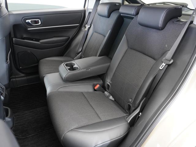 ヴェゼル ｅ：ＨＥＶＺ　２年保証ナビ全周囲カメＥＴＣ２．０クルコンＢＴ（24枚目）