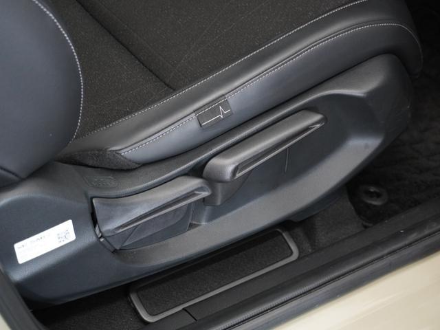 ヴェゼル ｅ：ＨＥＶＺ　２年保証ナビ全周囲カメＥＴＣ２．０クルコンＢＴ（32枚目）