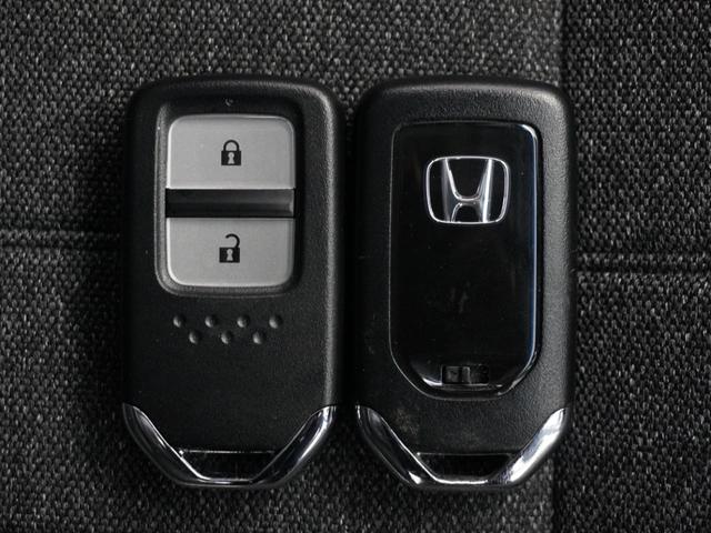 フィット ホーム 2年保証ナビDレコRカメETCクルコンBT地デジ(6枚目)