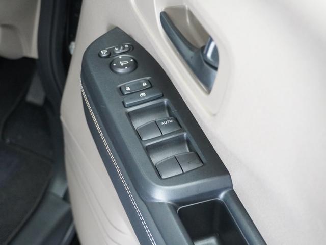 Ｎ－ＢＯＸジョイ ターボ　２年保証当社試乗車ナビ全周囲カメＤレコＥＴＣ両電扉（32枚目）