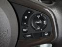 【アダプティブクルーズコントロール】予め設定した車速内でクルマが自動的に加減速。前走車との適切な車間距離を維持しながら追従走行します。【LKAS】車線維持支援システムでステアリング操作を支援。