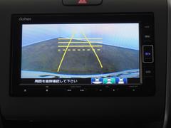 ◆バックカメラ◆リバースにするだけで映ります、後方の安全確認や、狭い駐車場での車庫入れ、雨の日や夜間など視界の悪い時に便利です！安全にバックする為には欠かせない装備です。 3