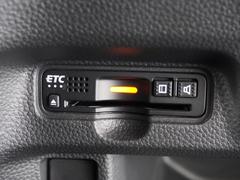 今や必需品の◆ＥＴＣ車載器　装備車◆　有料道路を利用する際にスムースに通過でき、わずらわしい料金支払いから開放されます！ 6