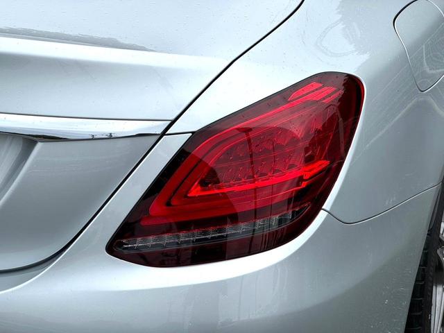 Ｃクラス Ｃ２２０ｄアバンギャルド　ＡＭＧライン　★禁煙車★レーダーセーフティパッケージ★マルチビームＬＥＤ★純正ナビ★フルセグ★カープレイ接続可★バックカメラ★メモリー付パワーシート★ＥＴＣ２．０★黒革★オートハイビーム★ＢＳＭ★点検整備付★後期型（43枚目）