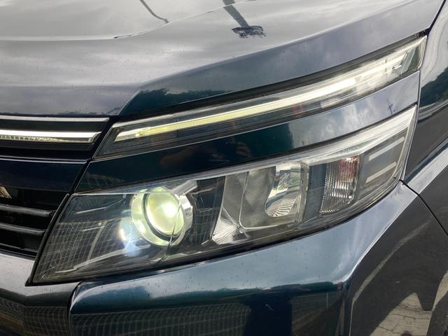 ヴォクシー ＺＳ　★禁煙車★両側電動スライドドア★ナビ★後席モニター★フルセグ★ドラレコ★ＬＥＤヘッドライト★ＥＴＣ★スマートキー★社外１８インチＡＷ★プッシュスタート★レーダー探知機★純正アルミホイル付き★車検整備付（27枚目）