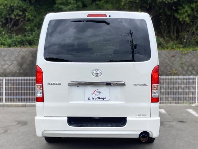 ハイエースバン スーパーＧＬ　ダークプライム　★禁煙車★ベッドキット★社外サスペンション★フルエアロ★メモリーナビ★バックカメラ★フルセグ★両側スライドドア★ＬＥＤヘッドライト★Ｂｌｕｅｔｏｏｔｈ★社外１８インチＡＷ★マフラーカッター★車検整備付（43枚目）