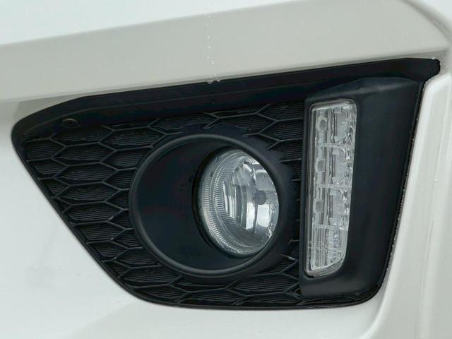 フィット ＲＳ　ワンオーナー　禁煙　ＬＥＤヘッドライト　クルーズコントロール　純正１６インチアルミ　社外ナビ　バックカメラ　パドルシフト　スマートキー　プッシュスタート　ＥＴＣ　Ｂｌｕｅｔｏｏｔｈ接続　フルセグ（33枚目）