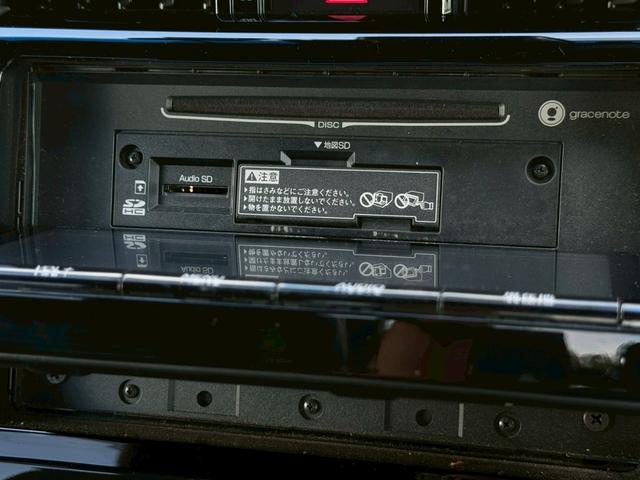 ハリアー プレミアム　ＴＲＤエアロ　サンルーフ　ハーフレザーシート　純正９インチナビ　衝突軽減　レーダークルーズ　純正１８インチアルミ　パワーバックドア　電動シート　ＬＥＤ　バックカメラ　前後ドラレコ　ＥＴＣ　ＡＣ１００Ｖ（26枚目）