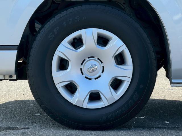 レジアスエースバン ロングＤＸ　ＧＬパッケージ　禁煙車　両側スライドドア　キーレスエントリー　運転席・助手席エアバック　電動格納ミラー　ＣＤプレーヤー　ＵＳＢ接続可　ＡＵＸ接続可　パワーウィンドウ　パワーステアリング　エアコン　６人乗り　車検整備付（37枚目）