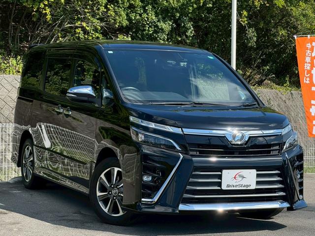 ヴォクシー ＺＳ　煌　ＡＬＰＩＮＥナビ　後席モニター　バックカメラ　両側電動スライド　衝突軽減ブレーキ　ドライブレコーダー前後　クリアランスソナー　レーンアシスト　オートハイビーム　クルーズコントロール　ＥＴＣ　車検整備付（6枚目）
