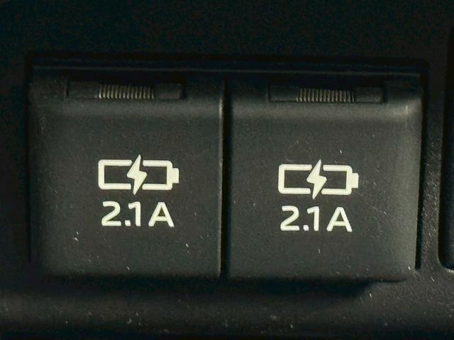 ヴォクシー ＺＳ　煌　ＡＬＰＩＮＥナビ　後席モニター　バックカメラ　両側電動スライド　衝突軽減ブレーキ　ドライブレコーダー前後　クリアランスソナー　レーンアシスト　オートハイビーム　クルーズコントロール　ＥＴＣ　車検整備付（16枚目）