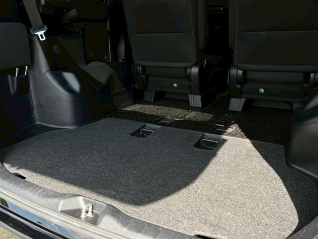 ヴォクシー ＺＳ　煌　ＡＬＰＩＮＥナビ　後席モニター　バックカメラ　両側電動スライド　衝突軽減ブレーキ　ドライブレコーダー前後　クリアランスソナー　レーンアシスト　オートハイビーム　クルーズコントロール　ＥＴＣ　車検整備付（21枚目）