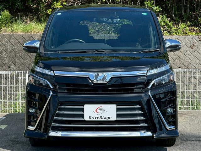ヴォクシー ＺＳ　煌　ＡＬＰＩＮＥナビ　後席モニター　バックカメラ　両側電動スライド　衝突軽減ブレーキ　ドライブレコーダー前後　クリアランスソナー　レーンアシスト　オートハイビーム　クルーズコントロール　ＥＴＣ　車検整備付（28枚目）