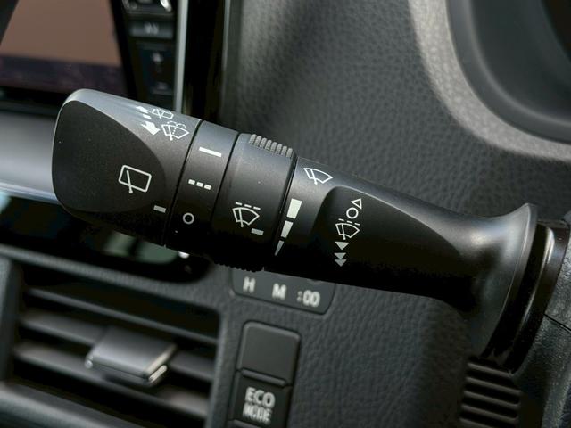 ヴォクシー ＺＳ　煌　ＡＬＰＩＮＥナビ　後席モニター　バックカメラ　両側電動スライド　衝突軽減ブレーキ　ドライブレコーダー前後　クリアランスソナー　レーンアシスト　オートハイビーム　クルーズコントロール　ＥＴＣ　車検整備付（31枚目）
