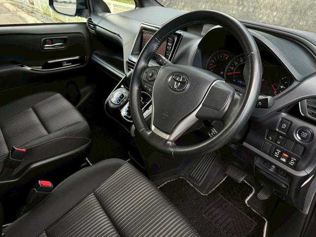 ヴォクシー ＺＳ　煌　ＡＬＰＩＮＥナビ　後席モニター　バックカメラ　両側電動スライド　衝突軽減ブレーキ　ドライブレコーダー前後　クリアランスソナー　レーンアシスト　オートハイビーム　クルーズコントロール　ＥＴＣ　車検整備付（38枚目）