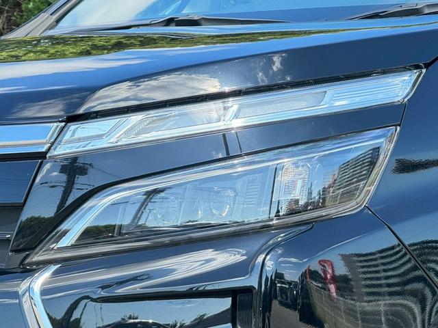ヴォクシー ＺＳ　煌　ＡＬＰＩＮＥナビ　後席モニター　バックカメラ　両側電動スライド　衝突軽減ブレーキ　ドライブレコーダー前後　クリアランスソナー　レーンアシスト　オートハイビーム　クルーズコントロール　ＥＴＣ　車検整備付（46枚目）