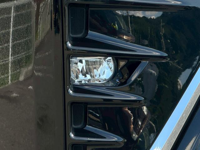 ヴォクシー ＺＳ　煌　ＡＬＰＩＮＥナビ　後席モニター　バックカメラ　両側電動スライド　衝突軽減ブレーキ　ドライブレコーダー前後　クリアランスソナー　レーンアシスト　オートハイビーム　クルーズコントロール　ＥＴＣ　車検整備付（47枚目）