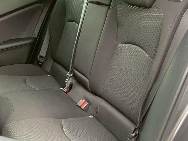 プリウス SセーフティプラスII 禁煙車 純正9型ナビ 全周囲モニター 前後ドラレコ レーダークルーズ ブラインドスポット ETC LEDヘッドライト レーンキープ フルセグTV Bluetooth接続 純正15インチAW 車検整備付(17枚目)