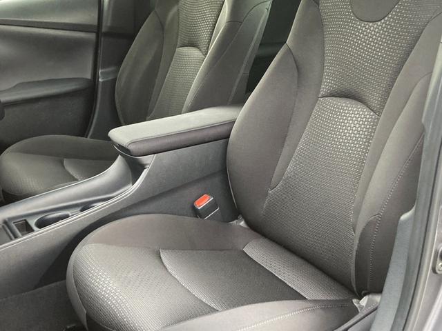 プリウス SセーフティプラスII 禁煙車 純正9型ナビ 全周囲モニター 前後ドラレコ レーダークルーズ ブラインドスポット ETC LEDヘッドライト レーンキープ フルセグTV Bluetooth接続 純正15インチAW 車検整備付(36枚目)