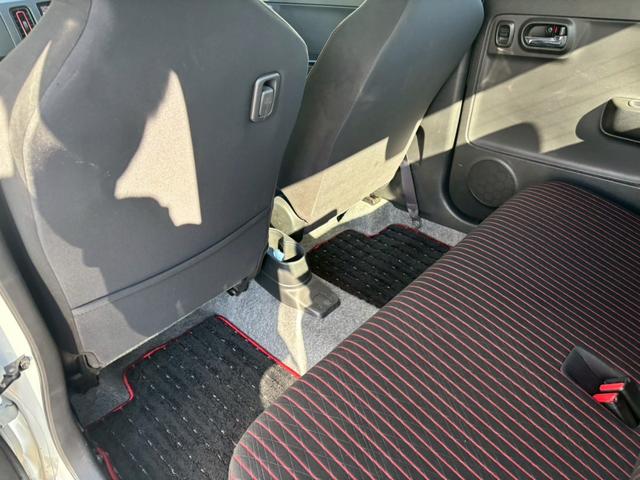 アルトターボRS ベースグレード 禁煙 ストラーダナビ バックカメラ フルセグTV DVD再生 衝突軽減ブレーキ Bluetooth USBポート プッシュスタート 純正15インチAW ETC パドルシフト スマートキー HIDライト(26枚目)