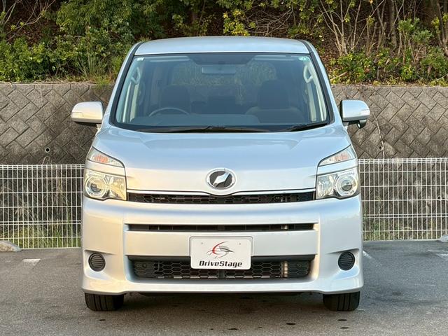 TOYOTA VOXY TRANS-X