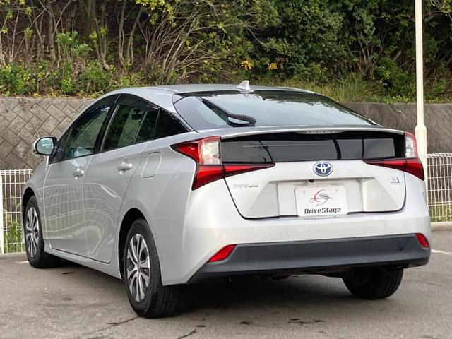 プリウス Ａ　禁煙　純正ナビ　トヨタセーフティセンス　レーダークルーズ　ＡＣ１００Ｖ　パワーシート　ヘッドアップディスプレイ　ブラインドスポットモニター　バックカメラ　ＥＴＣ　ドラレコ　前後クリアランスソナー（14枚目）