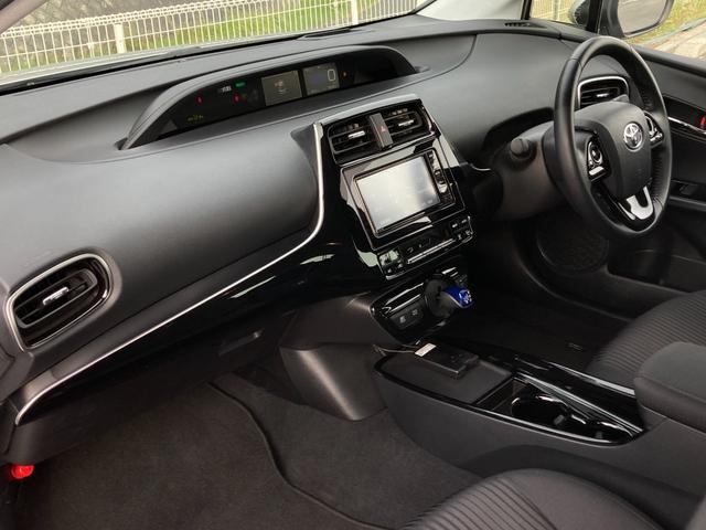 プリウス Ａ　禁煙　純正ナビ　トヨタセーフティセンス　レーダークルーズ　ＡＣ１００Ｖ　パワーシート　ヘッドアップディスプレイ　ブラインドスポットモニター　バックカメラ　ＥＴＣ　ドラレコ　前後クリアランスソナー（44枚目）