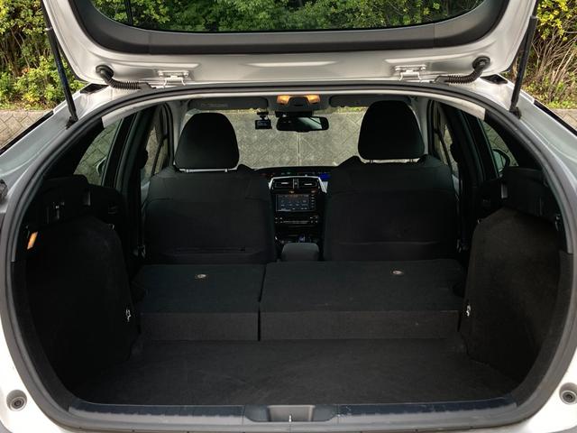 プリウス Ａ　禁煙　純正ナビ　トヨタセーフティセンス　レーダークルーズ　ＡＣ１００Ｖ　パワーシート　ヘッドアップディスプレイ　ブラインドスポットモニター　バックカメラ　ＥＴＣ　ドラレコ　前後クリアランスソナー（49枚目）