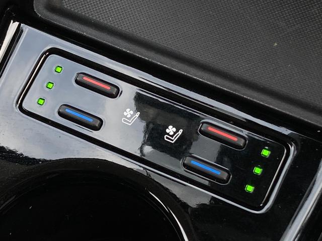 プリウス Aプレミアム 禁煙 黒革 360度カメラ シート冷暖 純正ナビ ヘッドアップディスプレイ レーダークルーズ AC100V USBポート LEDヘッドライト パワーシート ETC2.0 前後ドラレコ 車検整備付(5枚目)