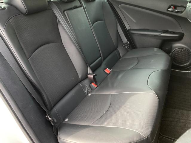 プリウス Aプレミアム 禁煙 黒革 360度カメラ シート冷暖 純正ナビ ヘッドアップディスプレイ レーダークルーズ AC100V USBポート LEDヘッドライト パワーシート ETC2.0 前後ドラレコ 車検整備付(16枚目)