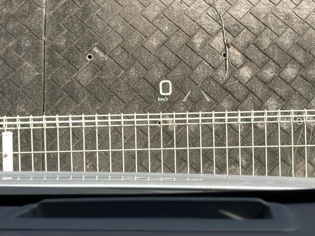 プリウス Aプレミアム 禁煙 黒革 360度カメラ シート冷暖 純正ナビ ヘッドアップディスプレイ レーダークルーズ AC100V USBポート LEDヘッドライト パワーシート ETC2.0 前後ドラレコ 車検整備付(30枚目)