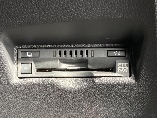 プリウス Aプレミアム 禁煙 黒革 360度カメラ シート冷暖 純正ナビ ヘッドアップディスプレイ レーダークルーズ AC100V USBポート LEDヘッドライト パワーシート ETC2.0 前後ドラレコ 車検整備付(33枚目)