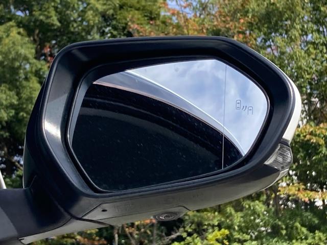 プリウス Aプレミアム 禁煙 黒革 360度カメラ シート冷暖 純正ナビ ヘッドアップディスプレイ レーダークルーズ AC100V USBポート LEDヘッドライト パワーシート ETC2.0 前後ドラレコ 車検整備付(34枚目)