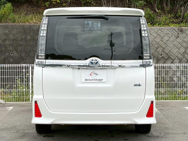ヴォクシー ハイブリッドZS 禁煙車 純正10型ナビ フリップダウンモニター バックカメラ 前後ドラレコ 両側パワースライド ETC2.0 LEDヘッドライト 衝突軽減 レーンキープ Bluetooth 純正16AW 車検整備付(25枚目)