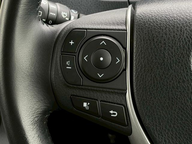 ヴォクシー ハイブリッドZS 禁煙車 純正10型ナビ フリップダウンモニター バックカメラ 前後ドラレコ 両側パワースライド ETC2.0 LEDヘッドライト 衝突軽減 レーンキープ Bluetooth 純正16AW 車検整備付(26枚目)