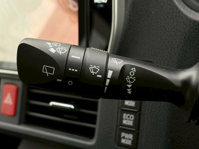 ヴォクシー ハイブリッドZS 禁煙車 純正10型ナビ フリップダウンモニター バックカメラ 前後ドラレコ 両側パワースライド ETC2.0 LEDヘッドライト 衝突軽減 レーンキープ Bluetooth 純正16AW 車検整備付(28枚目)