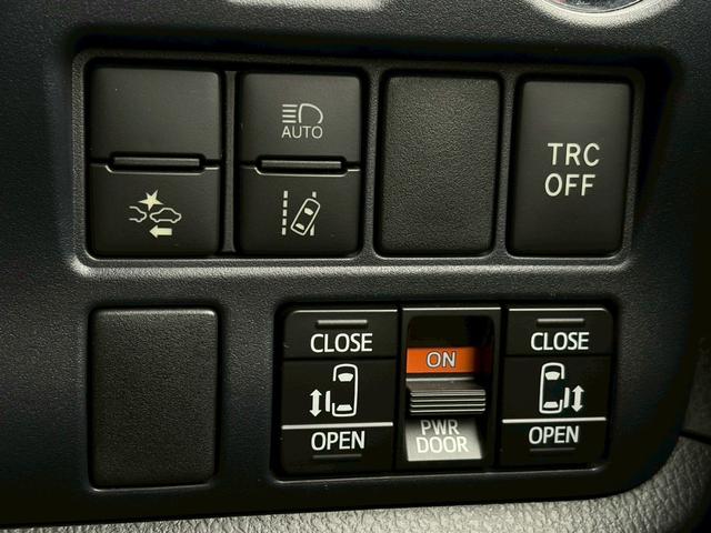 ヴォクシー ハイブリッドZS 禁煙車 純正10型ナビ フリップダウンモニター バックカメラ 前後ドラレコ 両側パワースライド ETC2.0 LEDヘッドライト 衝突軽減 レーンキープ Bluetooth 純正16AW 車検整備付(30枚目)