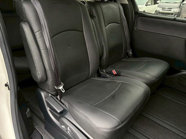 ヴォクシー ハイブリッドZS 禁煙車 純正10型ナビ フリップダウンモニター バックカメラ 前後ドラレコ 両側パワースライド ETC2.0 LEDヘッドライト 衝突軽減 レーンキープ Bluetooth 純正16AW 車検整備付(40枚目)