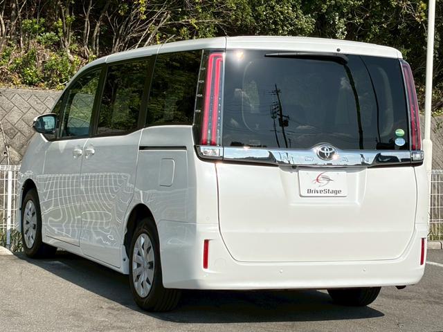ノア Ｘ　禁煙　両側パワースライドドア　衝突軽減ブレーキ　クルーズコントロール　純正ナビ　バックカメラ　インテリキー　プッシュスタート　レーンキープ　ＬＥＤヘッドライト　ＥＴＣ　Ｂｌｕｅｔｏｏｔｈ　ＵＳＢポート（8枚目）