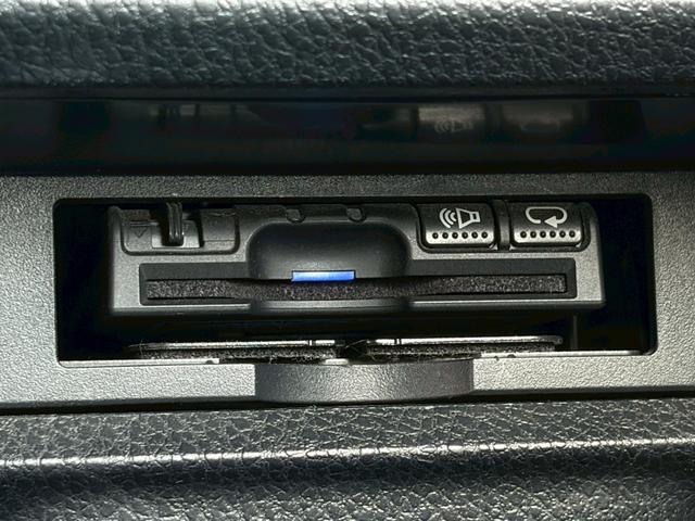 ノア Ｘ　禁煙　両側パワースライドドア　衝突軽減ブレーキ　クルーズコントロール　純正ナビ　バックカメラ　インテリキー　プッシュスタート　レーンキープ　ＬＥＤヘッドライト　ＥＴＣ　Ｂｌｕｅｔｏｏｔｈ　ＵＳＢポート（11枚目）