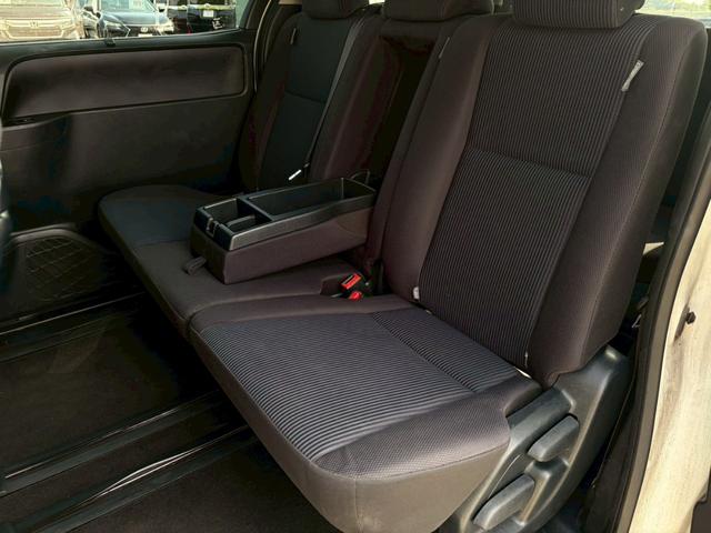 ノア Ｘ　禁煙　両側パワースライドドア　衝突軽減ブレーキ　クルーズコントロール　純正ナビ　バックカメラ　インテリキー　プッシュスタート　レーンキープ　ＬＥＤヘッドライト　ＥＴＣ　Ｂｌｕｅｔｏｏｔｈ　ＵＳＢポート（14枚目）