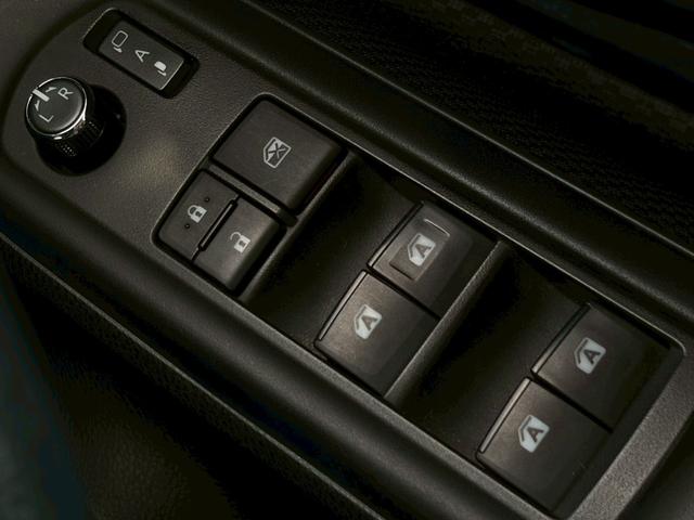 ノア Ｘ　禁煙　両側パワースライドドア　衝突軽減ブレーキ　クルーズコントロール　純正ナビ　バックカメラ　インテリキー　プッシュスタート　レーンキープ　ＬＥＤヘッドライト　ＥＴＣ　Ｂｌｕｅｔｏｏｔｈ　ＵＳＢポート（28枚目）