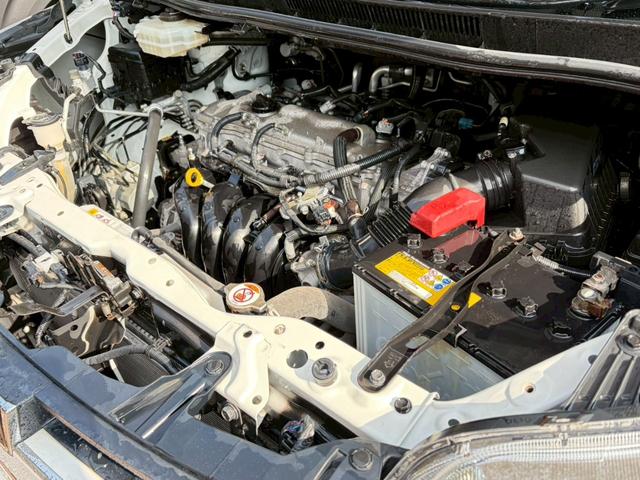 ノア Ｘ　禁煙　両側パワースライドドア　衝突軽減ブレーキ　クルーズコントロール　純正ナビ　バックカメラ　インテリキー　プッシュスタート　レーンキープ　ＬＥＤヘッドライト　ＥＴＣ　Ｂｌｕｅｔｏｏｔｈ　ＵＳＢポート（49枚目）