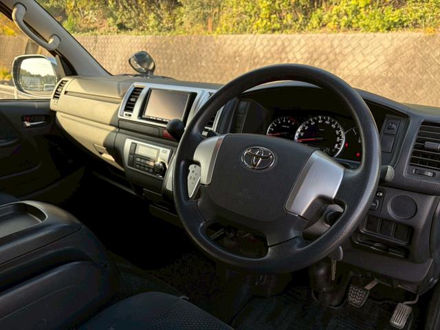 レジアスエースバン ロングスーパーＧＬ　ワンオーナー車　禁煙　ナビ　バックカメラ　地デジ　両側スライドドア　キーレスエントリー　リアヒーター　リアクーラー　ＥＴＣ　ＣＤ再生可　電格ミラー　オートライト　オートエアコン　スペアキー　車検整備付（29枚目）