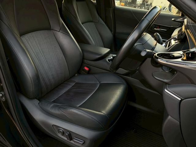 ハリアー Ｚ　ワンオーナー　ユーザー買取　禁煙　ＪＢＬスピーカー　純正ナビ　全周囲モニター　ドラレコ型デジタルインナーミラー　ハーフレザー　レーダークルーズ　ＨＵＤ　パワーテールゲート　純正１９ＡＷ　車検整備付（19枚目）