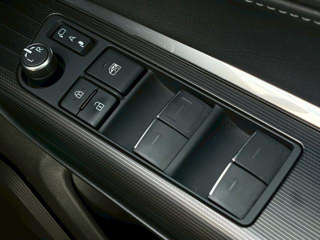 ハリアー Ｚ　ワンオーナー　ユーザー買取　禁煙　ＪＢＬスピーカー　純正ナビ　全周囲モニター　ドラレコ型デジタルインナーミラー　ハーフレザー　レーダークルーズ　ＨＵＤ　パワーテールゲート　純正１９ＡＷ　車検整備付（33枚目）