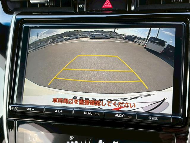 ハリアー プレミアム　禁煙　サンルーフ　純正９インチナビ　ハーフレザー　パワーシート　パワーバックドア　クルーズコントロール　ＬＥＤ　フルセグ　バックカメラ　ＥＴＣ　純正１８インチアルミ　プッシュスタート　車検整備付（11枚目）