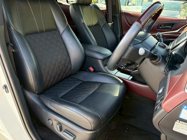 ハリアー プレミアム　禁煙　サンルーフ　純正９インチナビ　ハーフレザー　パワーシート　パワーバックドア　クルーズコントロール　ＬＥＤ　フルセグ　バックカメラ　ＥＴＣ　純正１８インチアルミ　プッシュスタート　車検整備付（14枚目）